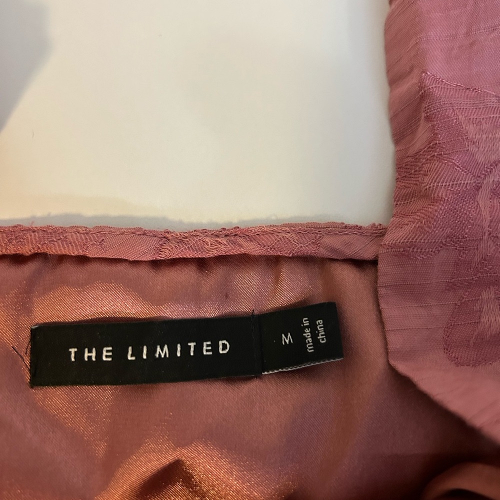 The Limited Mauve Floral Bow Tank Top - Picture 2 of 8